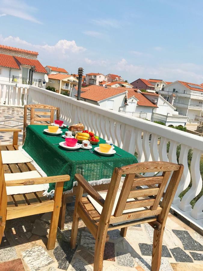 Dolmar * Vodice