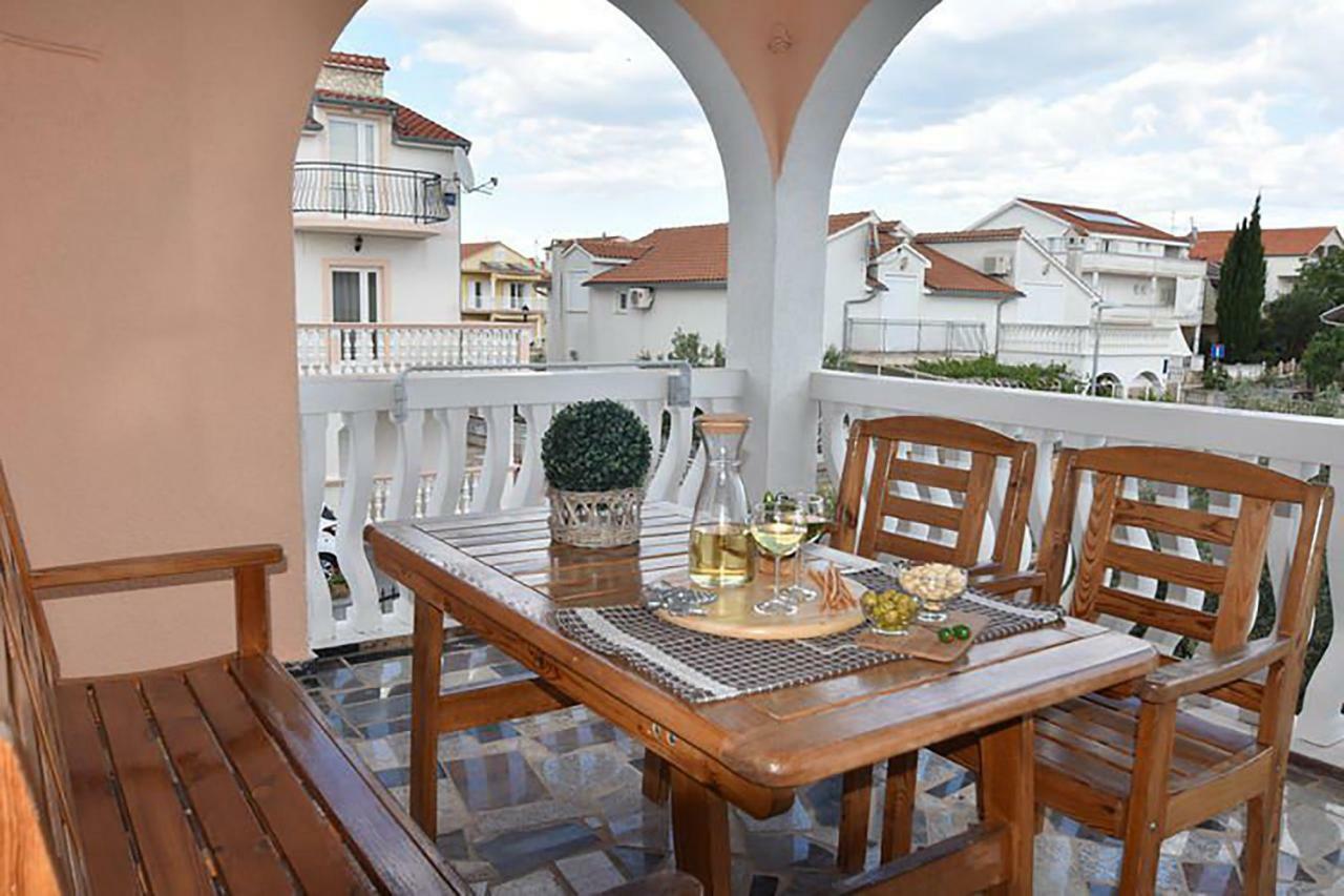 Dolmar Apartment *